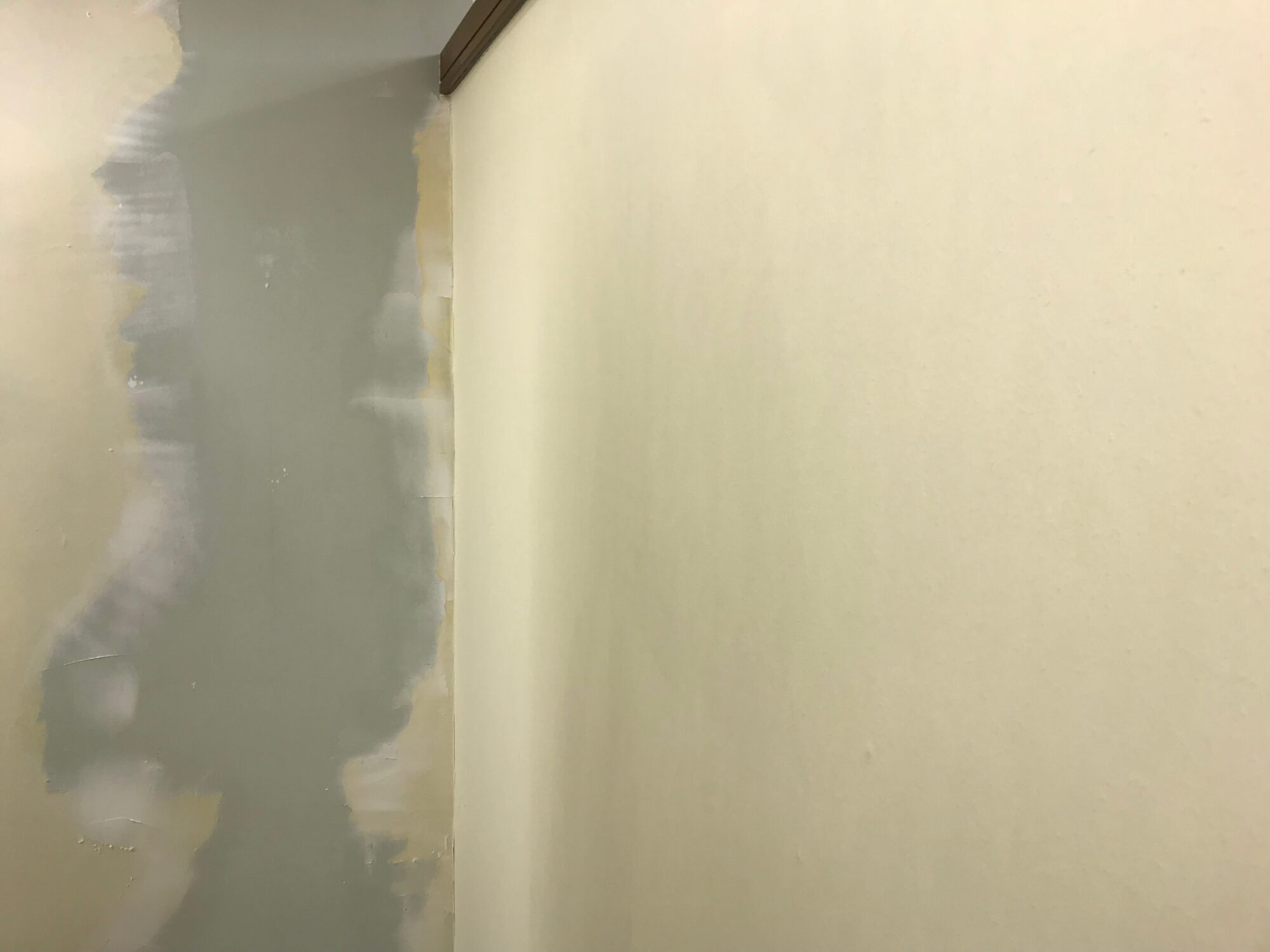 クロス張替え工事