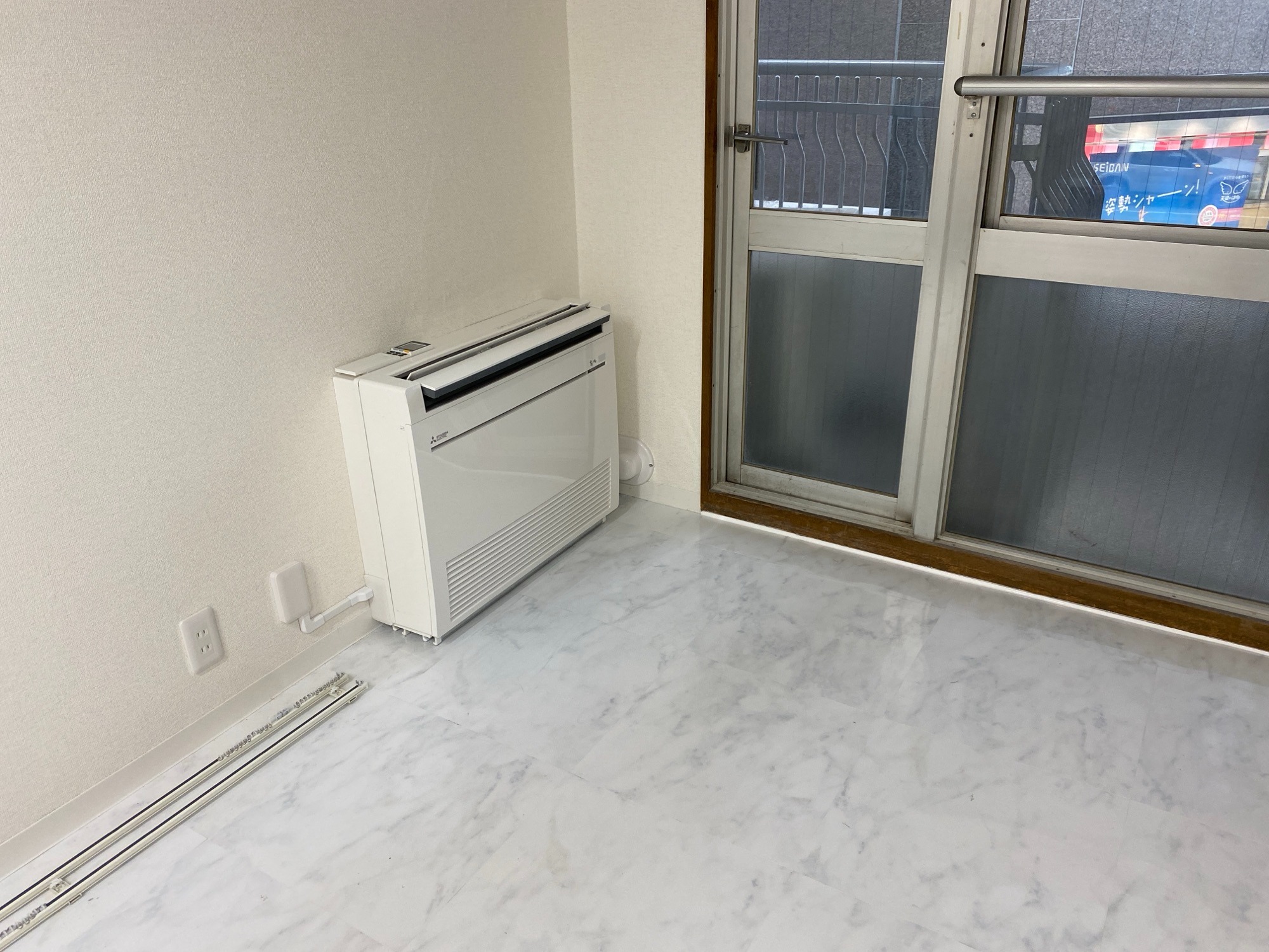 美容脱毛サロン　フルリノベーション工事