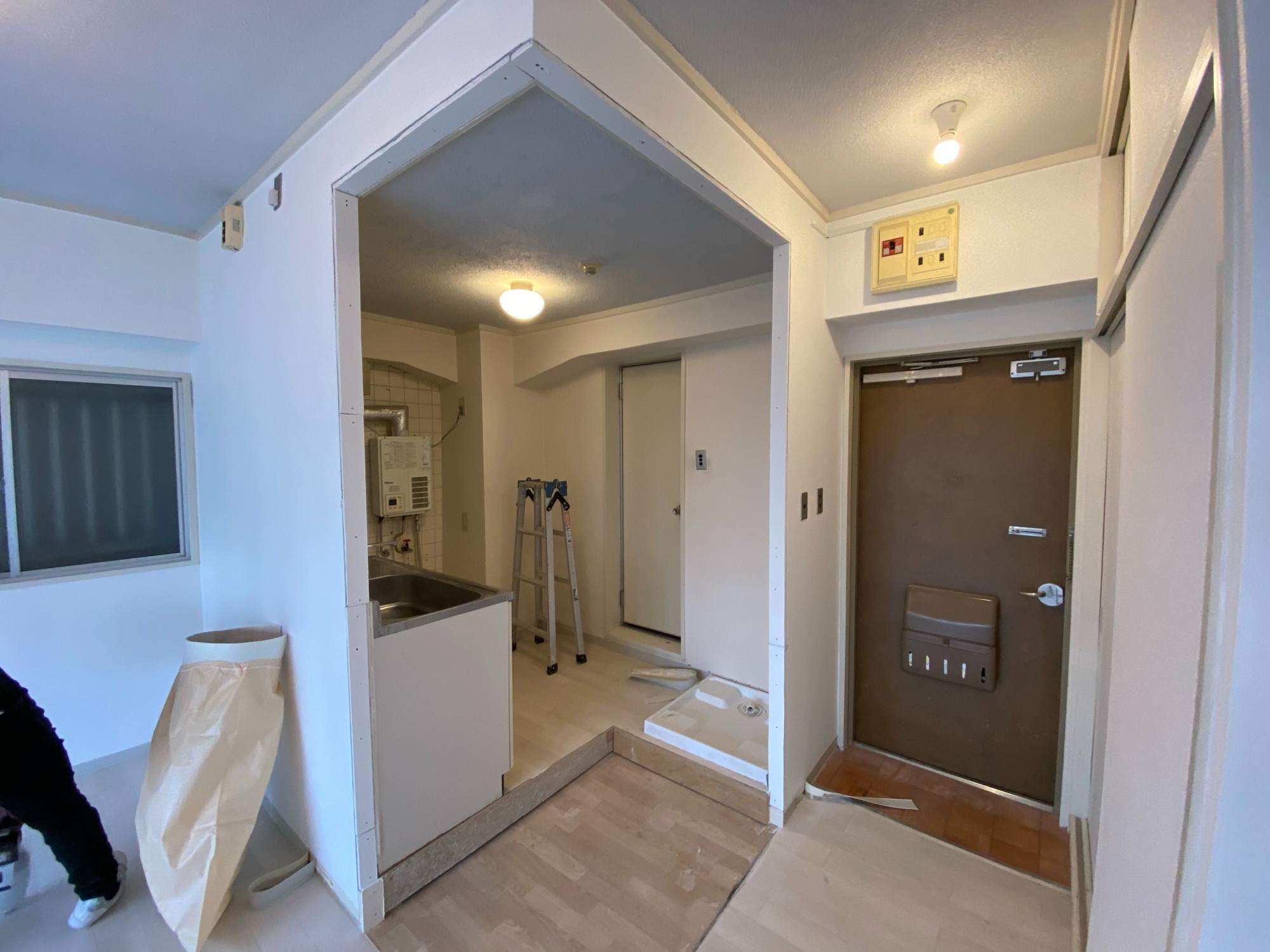 部分間仕切り解体